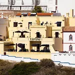 Pensjonat Castelo 4*