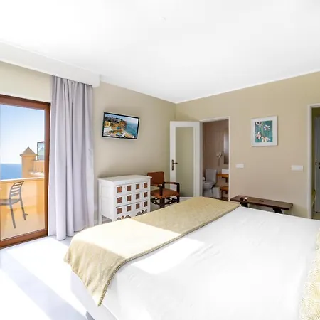 Guest house Castelo 3*