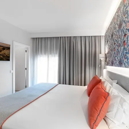 Castelo 4* كارفويرو