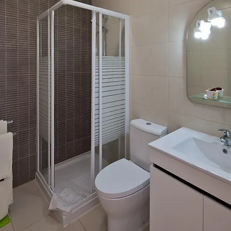 ゲストハウス Castelo