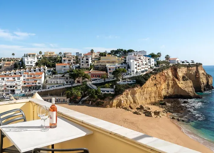 Castelo 4* קארבואירו